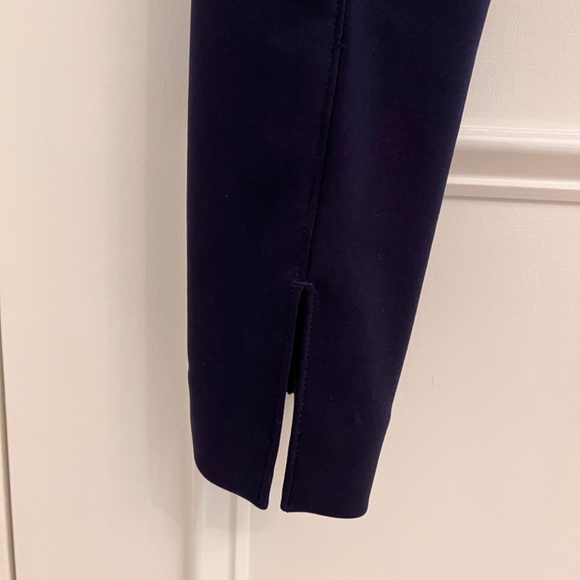 WHBM Navy stretchy cropped dress pants - Picture 4 of 8